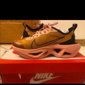 Women’s Zoom x Vista Grind